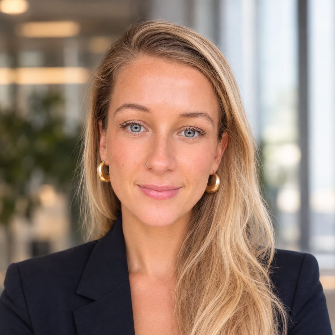 carolin-graczyk Carolyn Graczyk, Ansprechpartnerin rund um Freelancer und Head of Contracting bei Synergie