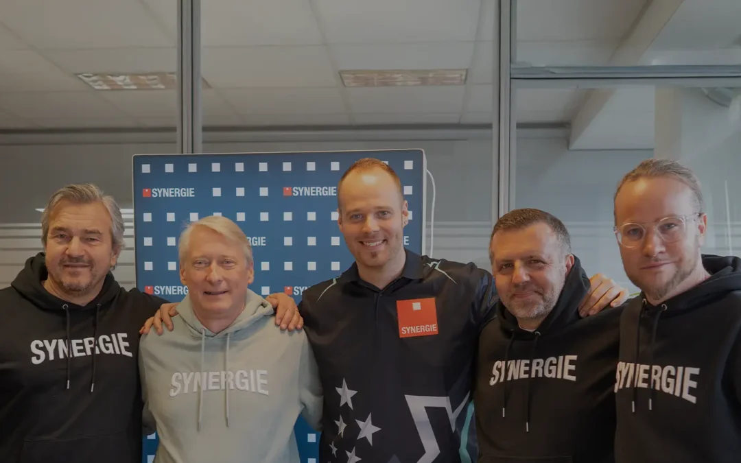 Synergie wird offizieller Sponsor von Darts-Profi Max Hopp: Ein sportlicher Volltreffer für den Personaldienstleister